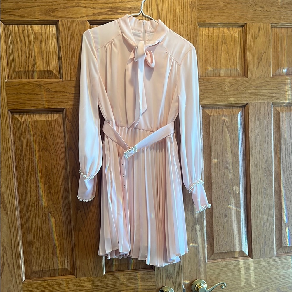 Elegant Pink Pleated Dress with Bow Tie